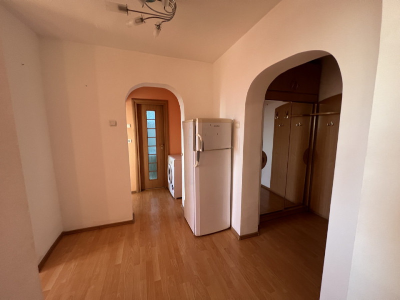 Ap 2 cam conf 1 dec, et 6/10,  Bld Republicii- 8 Martie