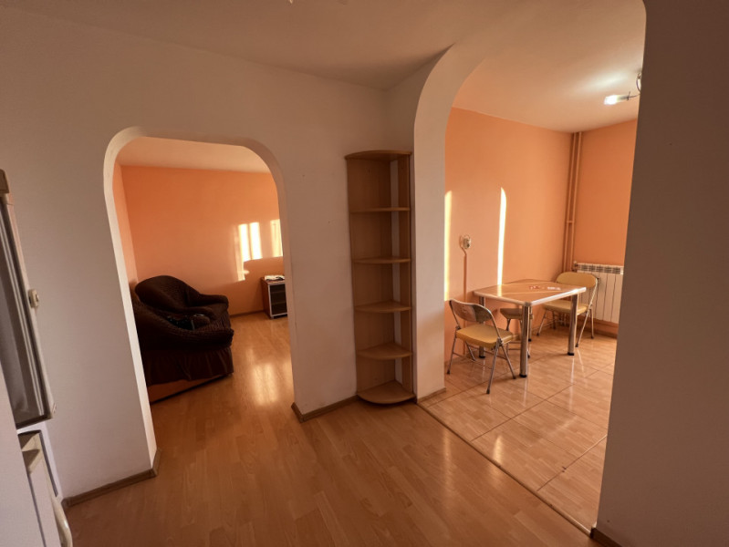 Ap 2 cam conf 1 dec, et 6/10,  Bld Republicii- 8 Martie