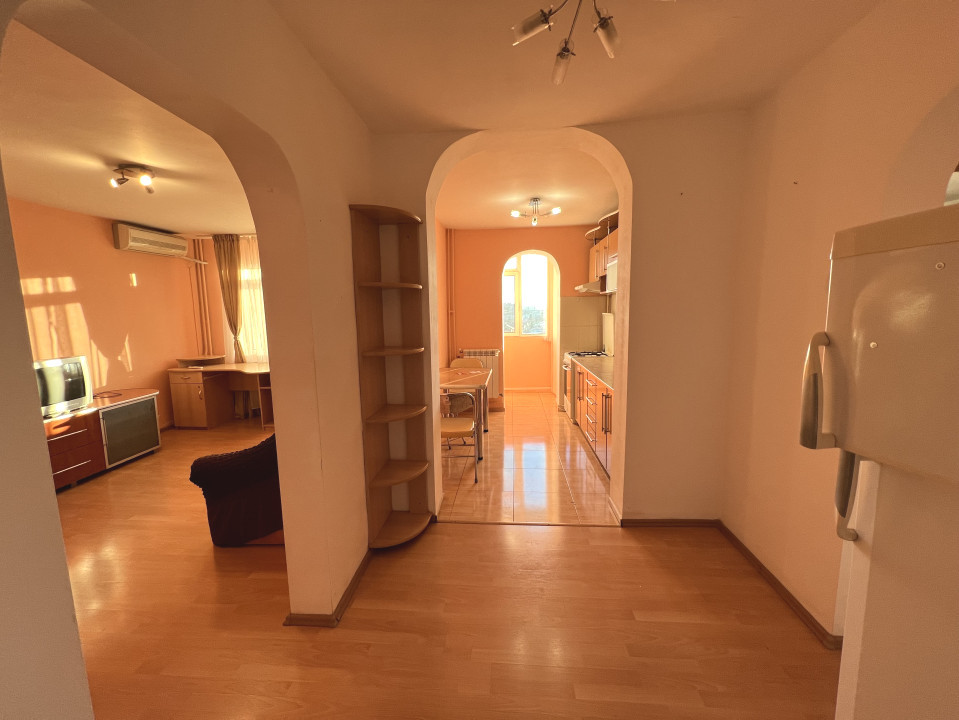 Ap 2 cam conf 1 dec, et 6/10,  Bld Republicii- 8 Martie