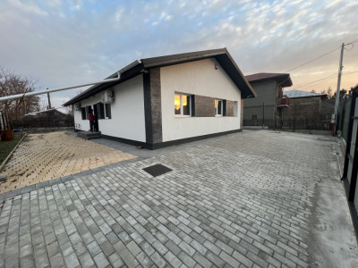 CABINETE MEDICALE DE ÎNCHIRIAT – ZONA BAR BUCOV – AFI – CORA | INTRĂRI SEPARATE