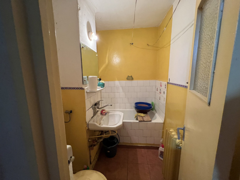 Ap 2 conf 1 dec, et 3/10, zona Vest- Lamaita