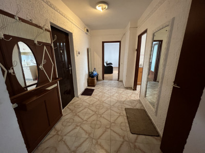 Apartament 2 cam conf 1A dec, et 3/8, zona Cantacuzino-Mos Craciun
