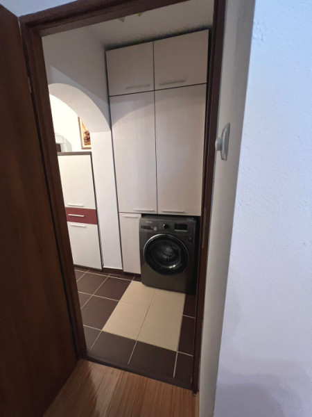 Ap 2 cam conf 1 dec, etaj 1/4 Central