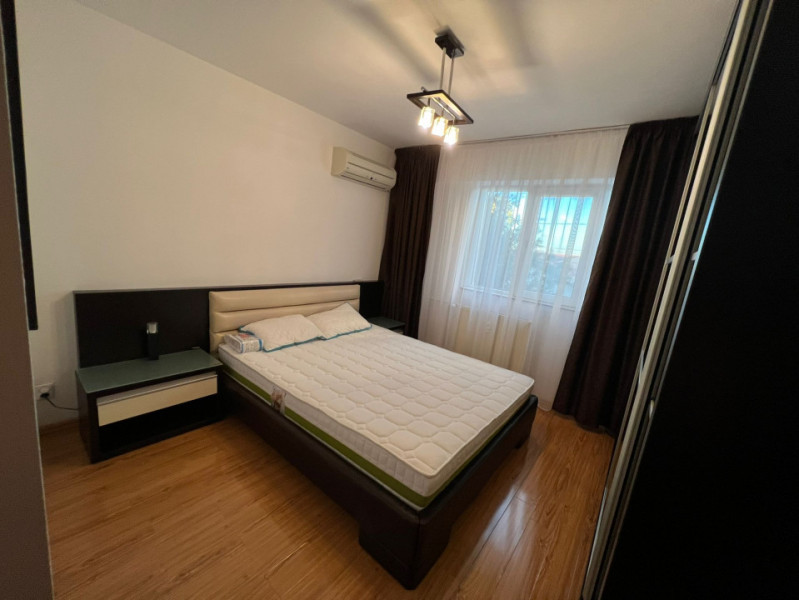 Ap 2 cam conf 1 dec, etaj 1/4 Central