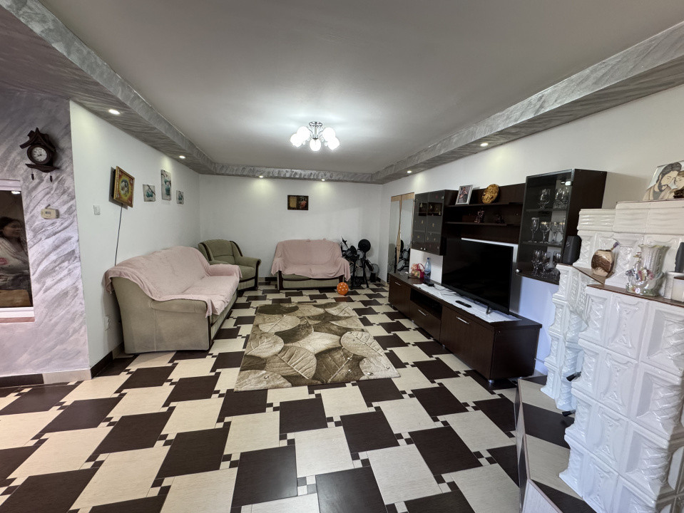 Casa caramida, zona Bar Bucov, renovata si extindere 2008-2018, Afi-Cora