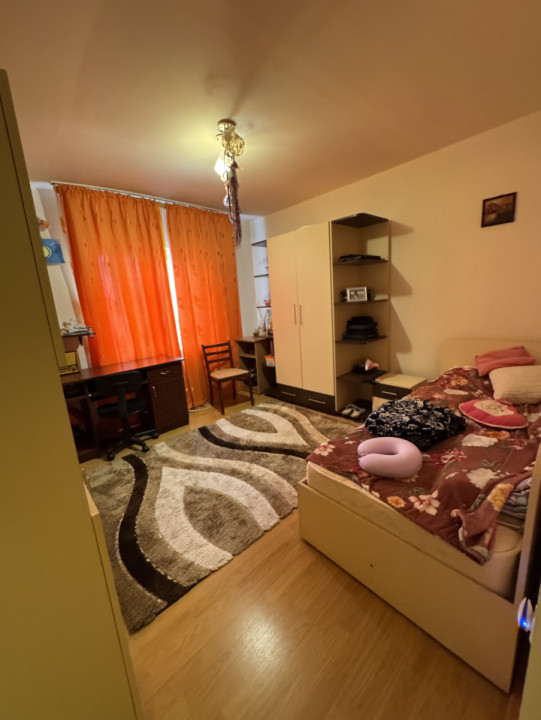 VILA Demisol+ Parter +Et 1+ Mansarda Ultracentral