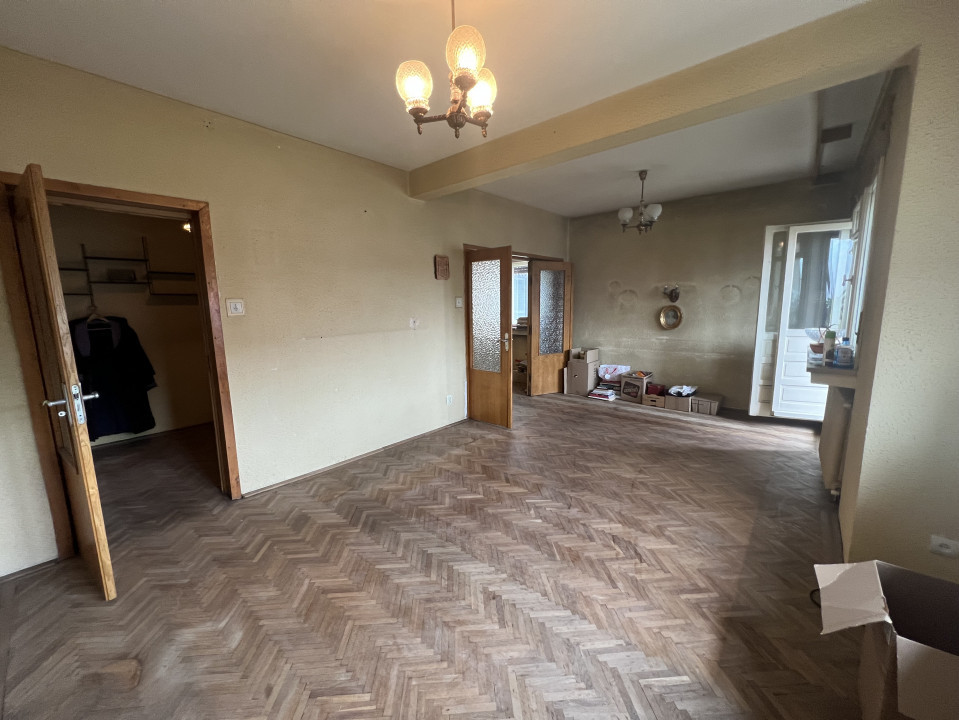 Ap 4 cam conf 1 dec, circular, et 2/4, zona Sud- Bulevard