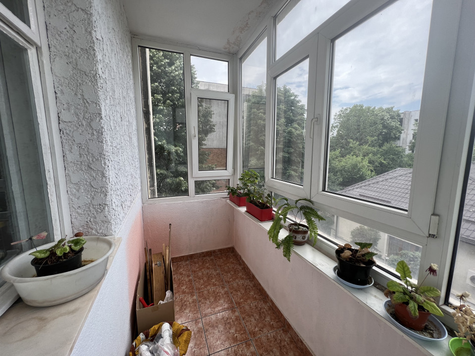 Ap 4 cam conf 1 dec, circular, et 2/4, zona Sud- Bulevard