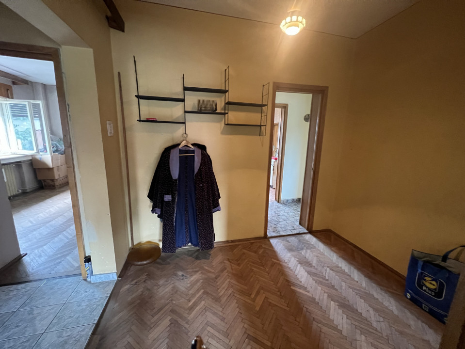 Ap 4 cam conf 1 dec, circular, et 2/4, zona Sud- Bulevard