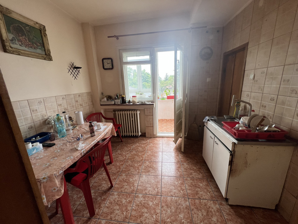 Ap 4 cam conf 1 dec, circular, et 2/4, zona Sud- Bulevard