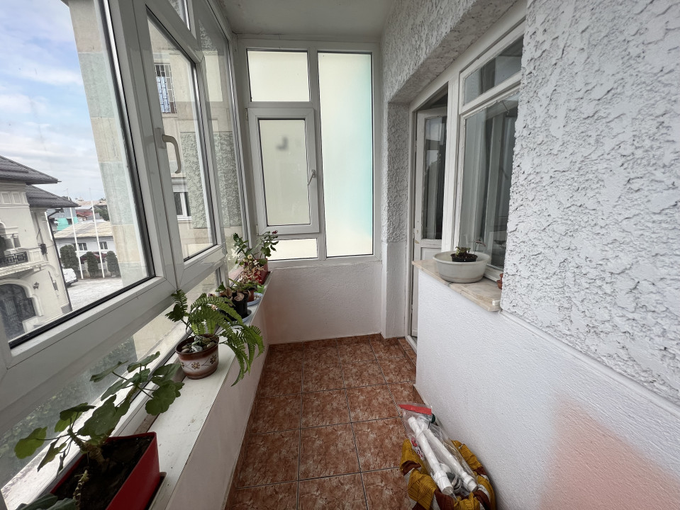 Ap 4 cam conf 1 dec, circular, et 2/4, zona Sud- Bulevard