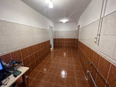 Ap 2 cam conf 1 semidec, et 1/4, zona Ultracentral-Posta Mare