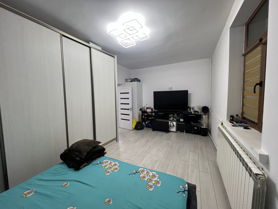 ap 3 cam conf 1 A dec, et 2/3, zona Sud- Eminescu