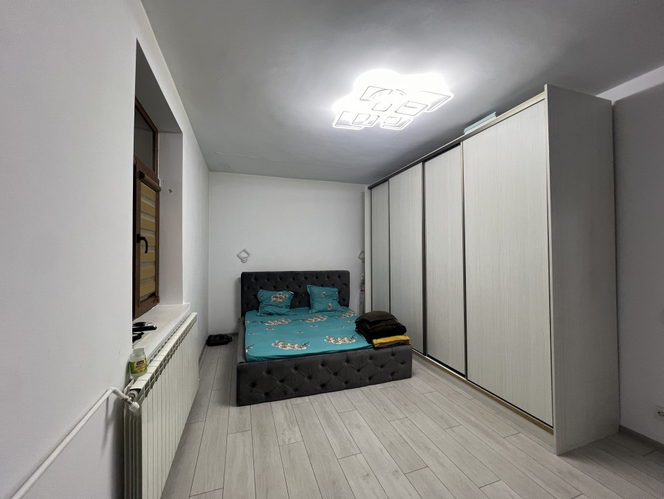 ap 3 cam conf 1 A dec, et 2/3, zona Sud- Eminescu