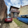 Vila P+ Et 1, Marasesti stradal