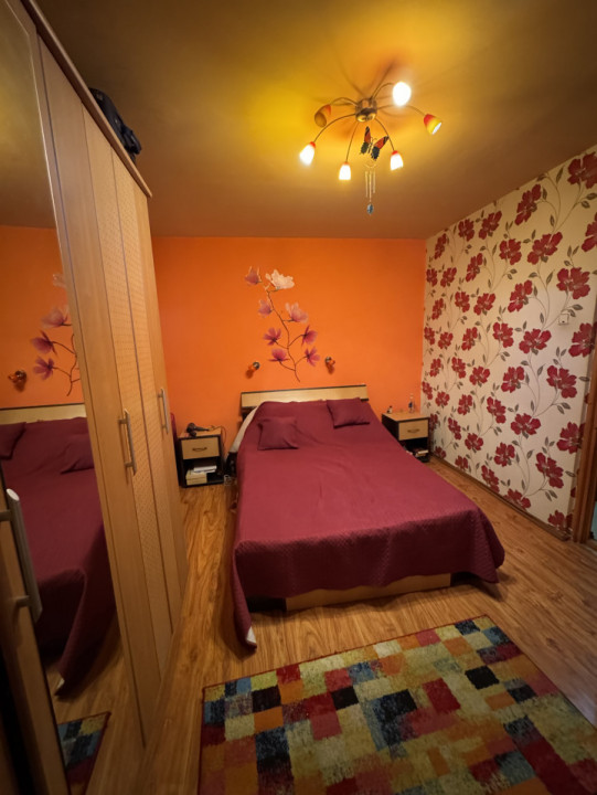Casa 4 cam, zona Buna Vestire