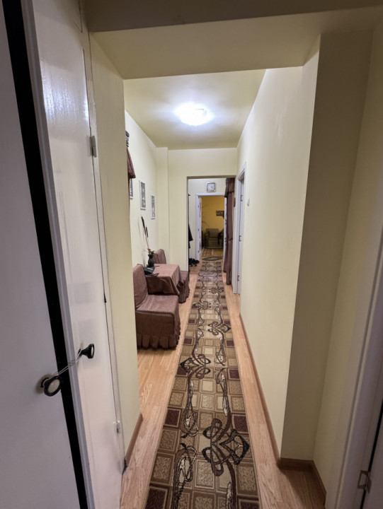 Apartament 3 camere, CF 1A, decomandat, etaj 9/10, Mihai Bravu