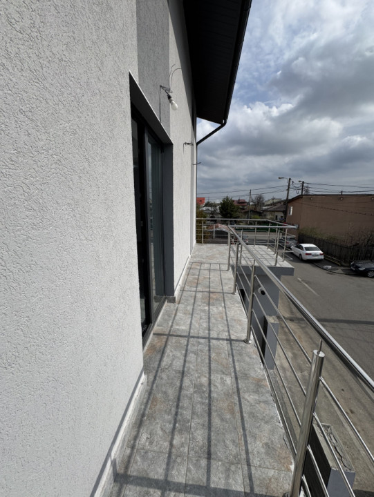Vila P+Et 1+ M, construita in 2023, zona Traian