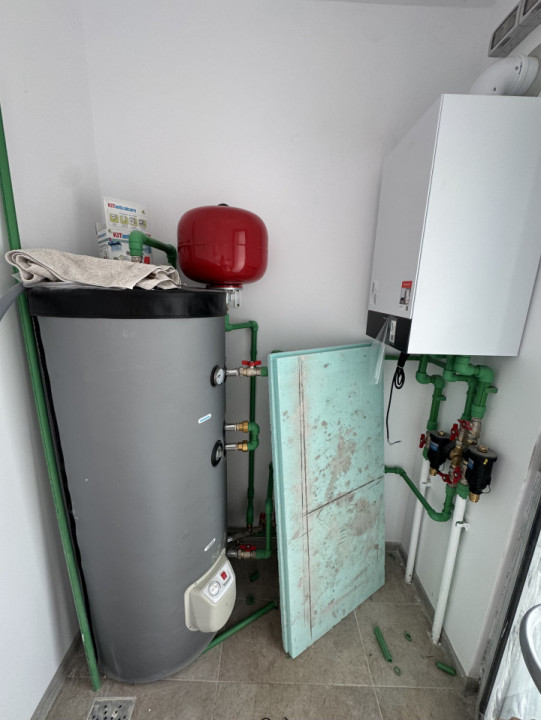 Vila P+Et 1+ M, construita in 2023, zona Traian