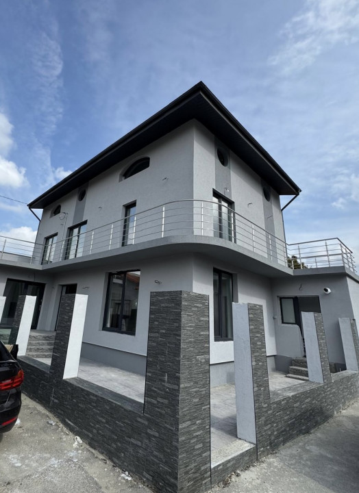Vila P+Et 1+ M, zona Traian