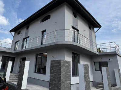 Vila P+Et 1+ M, zona Traian