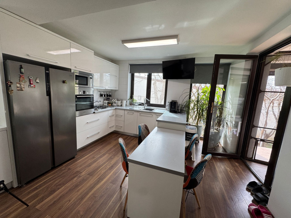 VILĂ P+1 MODERNĂ CU PISCINĂ, ACCES PRIVAT STREJNIC