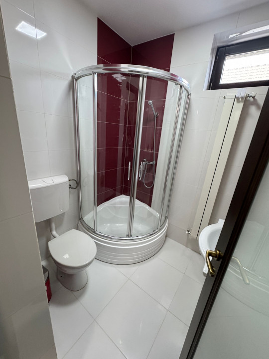VILĂ P+1 MODERNĂ CU PISCINĂ, ACCES PRIVAT STREJNIC