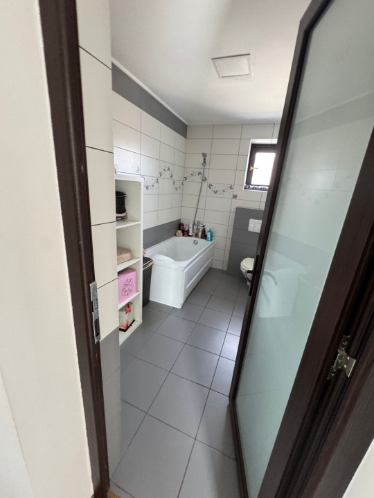 VILĂ P+1 MODERNĂ CU PISCINĂ, ACCES PRIVAT STREJNIC