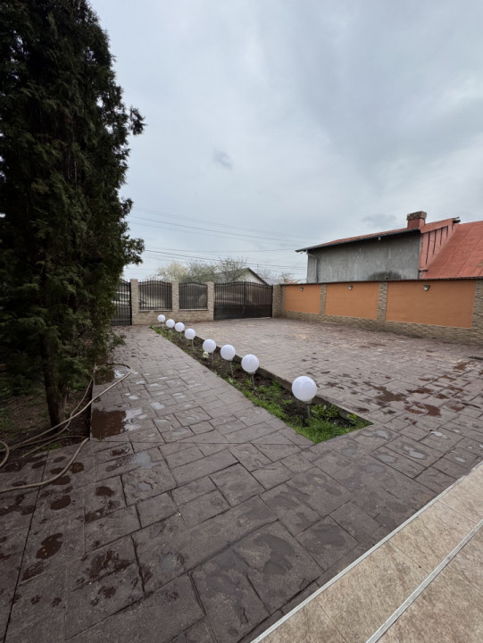 Vila P+ Et 1, Bulevardul Bucuresti