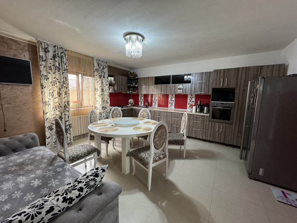 Vila P+ Et 1, Bulevardul Bucuresti