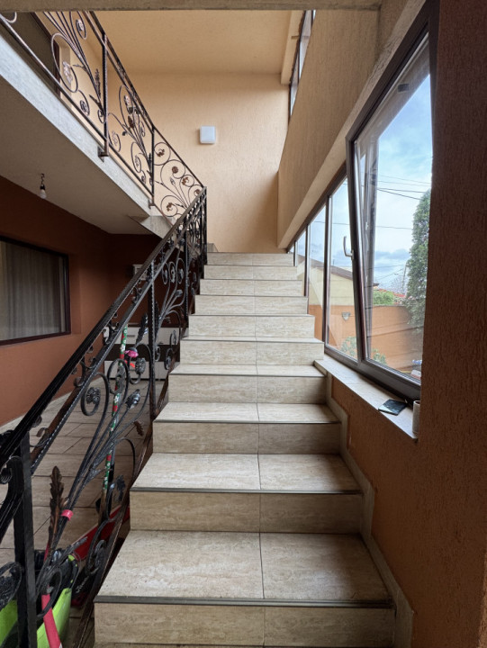 Vila P+ Et 1, Bulevardul Bucuresti