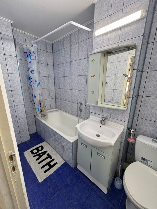 De închiriat – Apartament 2 camere, confort 1, etaj 3/10– Zona Republicii 