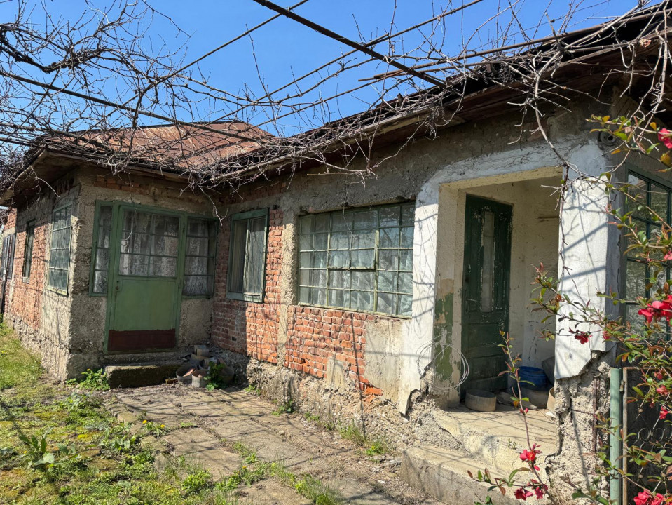 De vânzare – Teren intravilan 913 mp  Țânțăreni