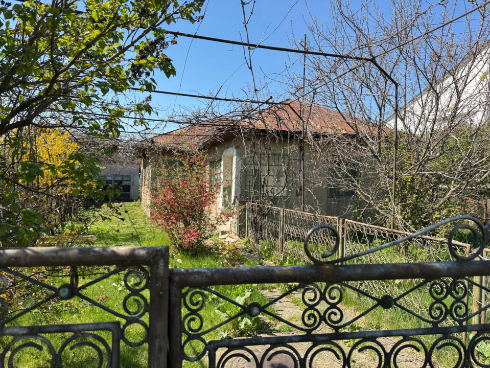 De vânzare – Teren intravilan 913 mp  Țânțăreni