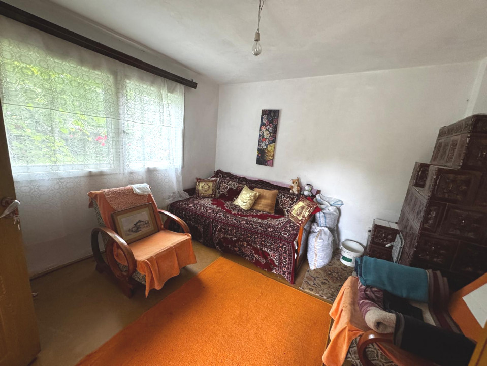 Casă solidă de vânzare în Bordenii Mari – teren generos, colț de liniște 