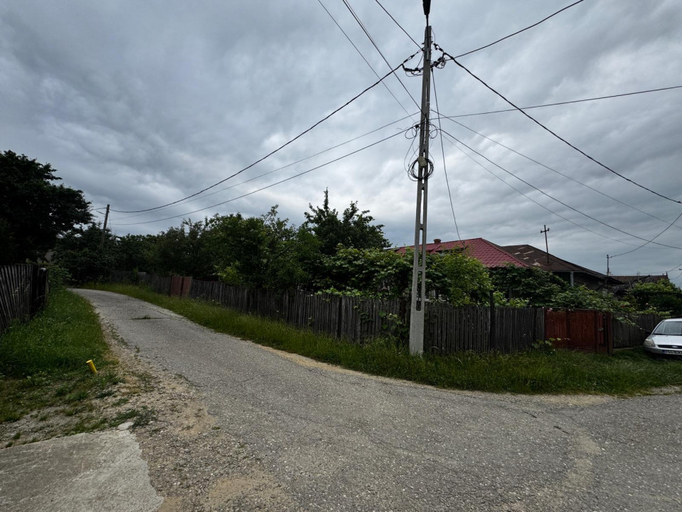 Casă solidă de vânzare în Bordenii Mari – teren generos, colț de liniște 