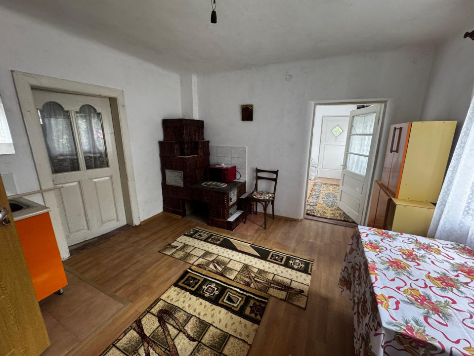 Casă solidă de vânzare în Bordenii Mari – teren generos, colț de liniște 