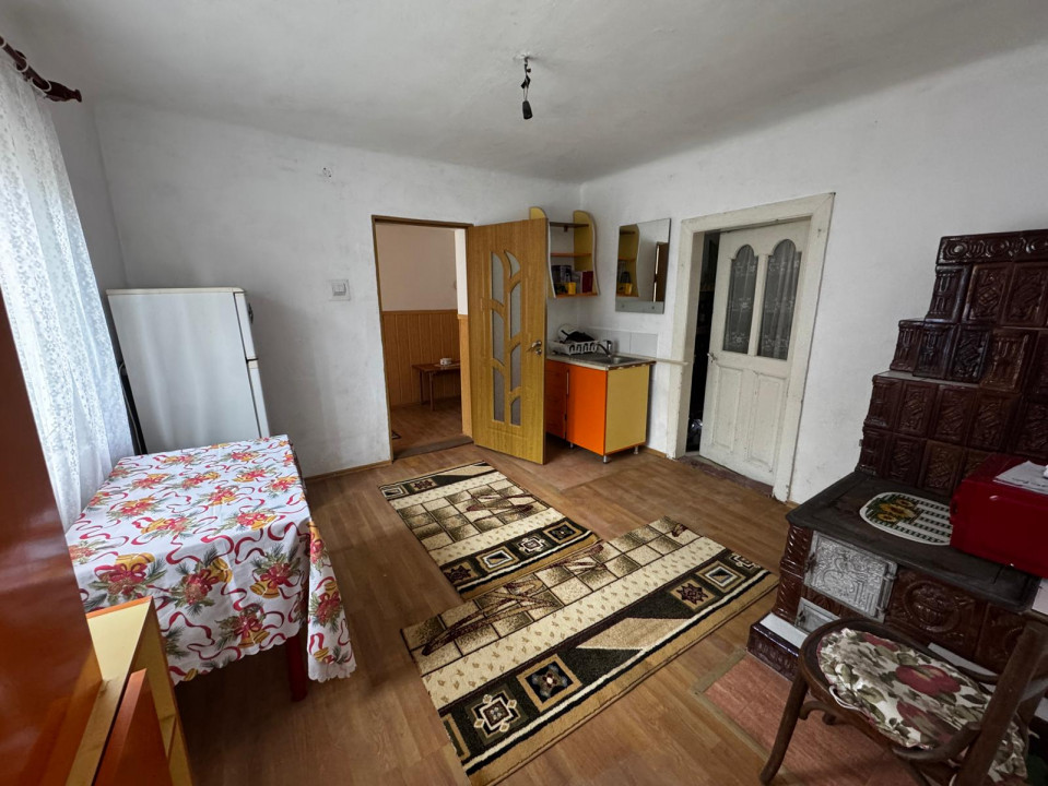 Casă solidă de vânzare în Bordenii Mari – teren generos, colț de liniște 