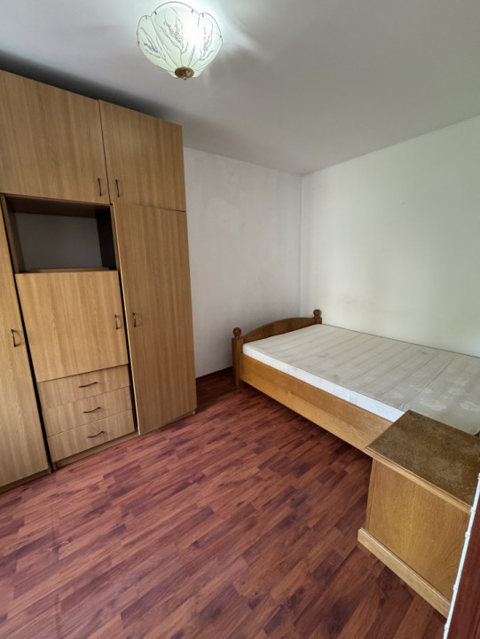 Apartament 2 cam, cf 2, et 2/4, Zona Malu Rosu