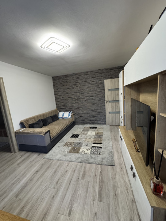 Apartament 2 camere, cf 2, zona Vest