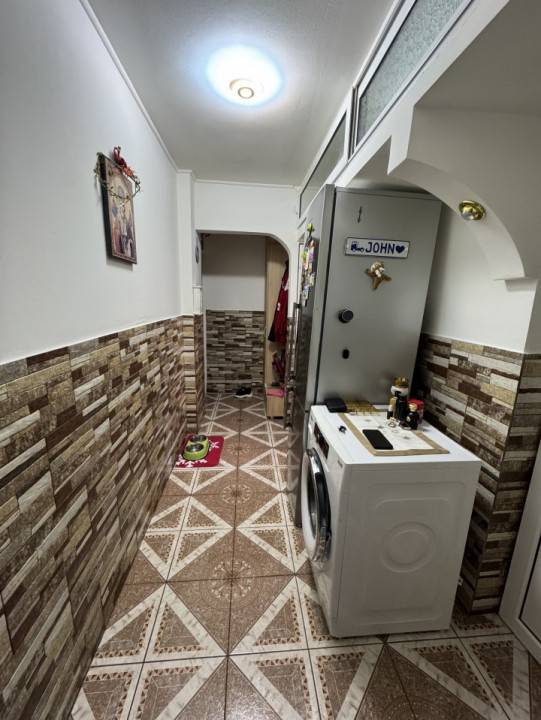 Apartament 2 camere, cf 2, zona Vest
