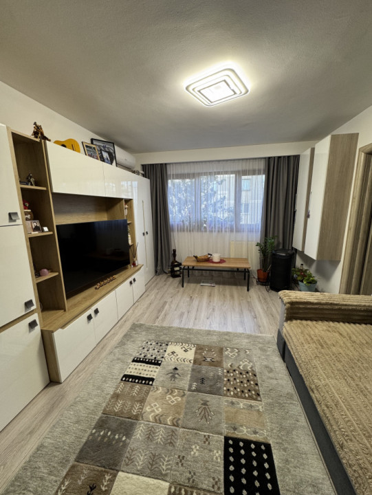 Apartament 2 camere, cf 2, zona Vest