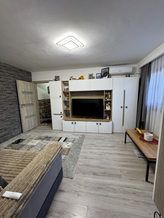 Apartament 2 camere, cf 2, zona Vest