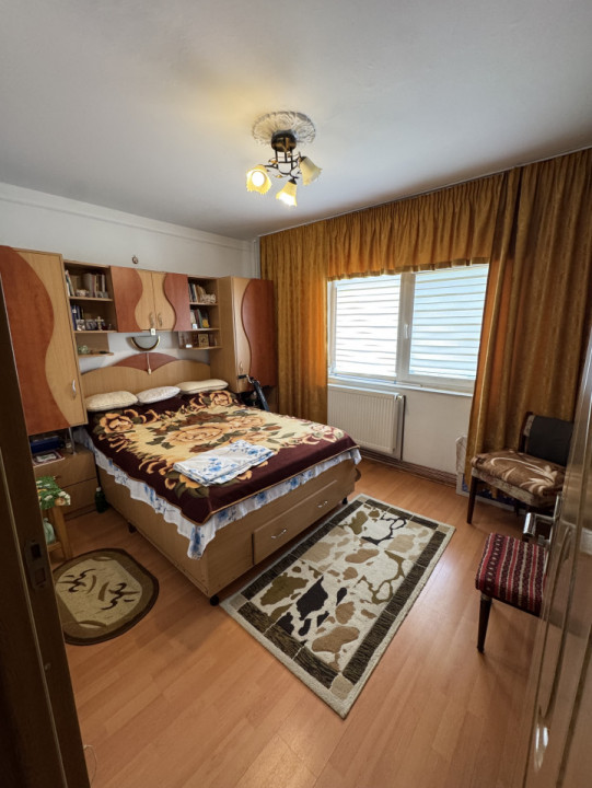 Apartament 2 cam, cf 1A, semidec, et 3/4, 9 Mai- Spitalul CFR