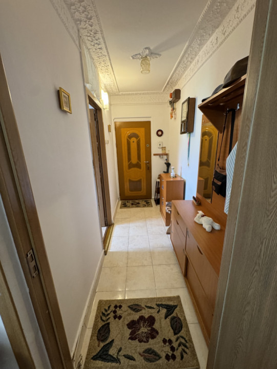 Apartament 2 cam, cf 1A, semidec, et 3/4, 9 Mai- Spitalul CFR