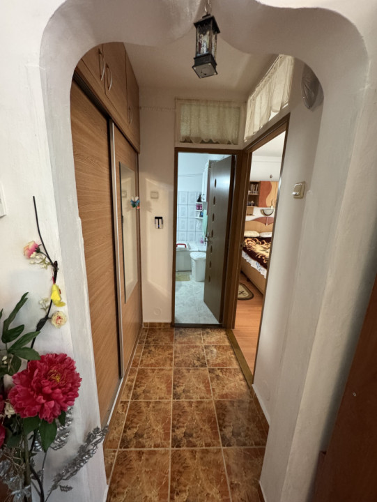 Apartament 2 cam, cf 1A, semidec, et 3/4, 9 Mai- Spitalul CFR