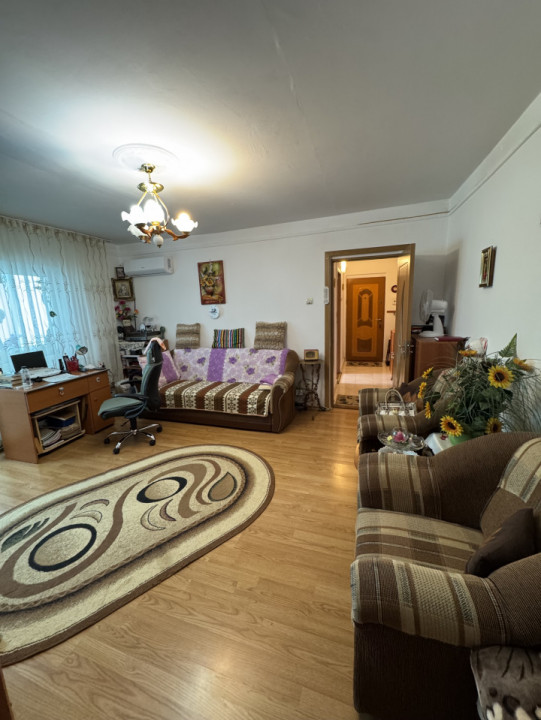Apartament 2 cam, cf 1A, semidec, et 3/4, 9 Mai- Spitalul CFR