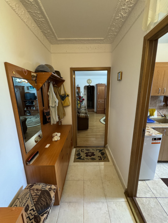 Apartament 2 cam, cf 1A, semidec, et 3/4, 9 Mai- Spitalul CFR
