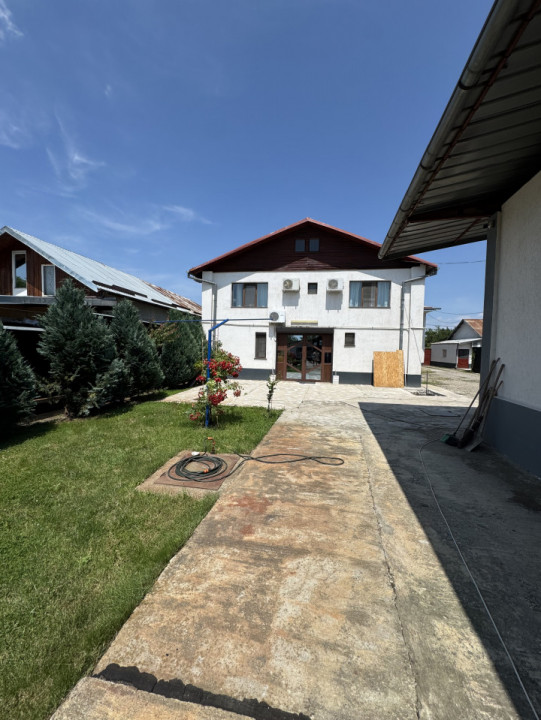 Vila P+1  plus spatii comerciale, Zona Bulevardul Bucuresti