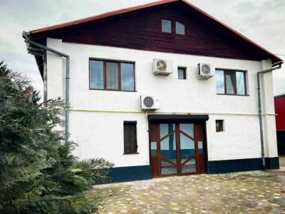 Vila P+1  plus spatii comerciale, Zona Bulevardul Bucuresti